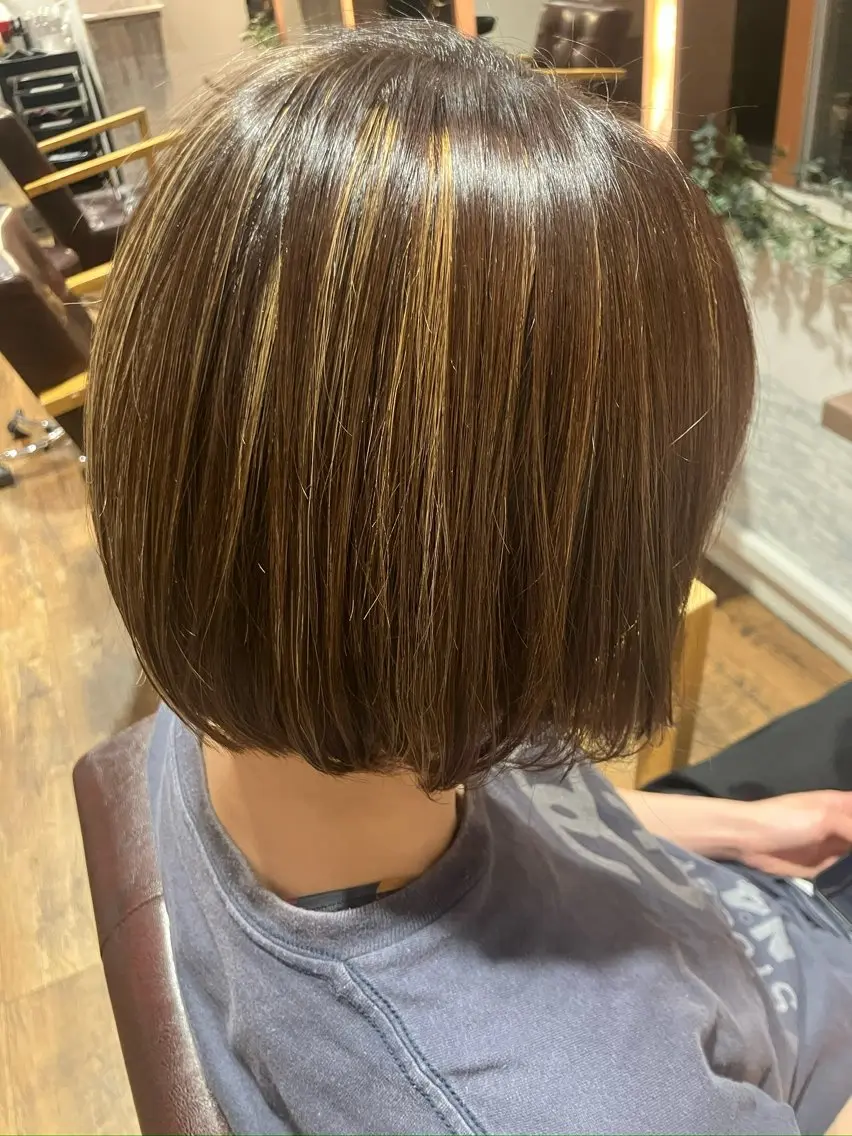 ショート カラー ヘアカラー 葉月 怜美のヘアスタイル
