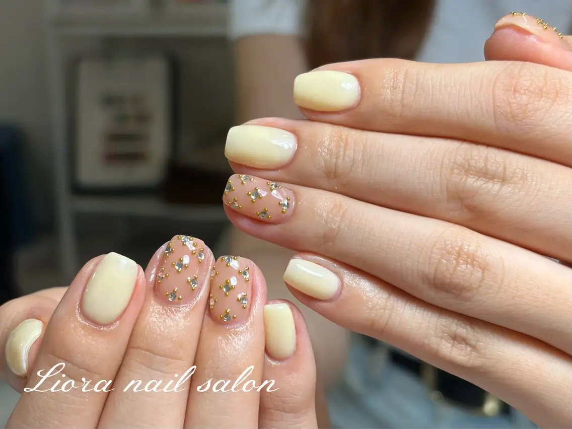 ネイル チークネイル フットネイル フレンチネイル ジェルネイル ガーリー ハンドネイル Liora nailのネイルデザイン