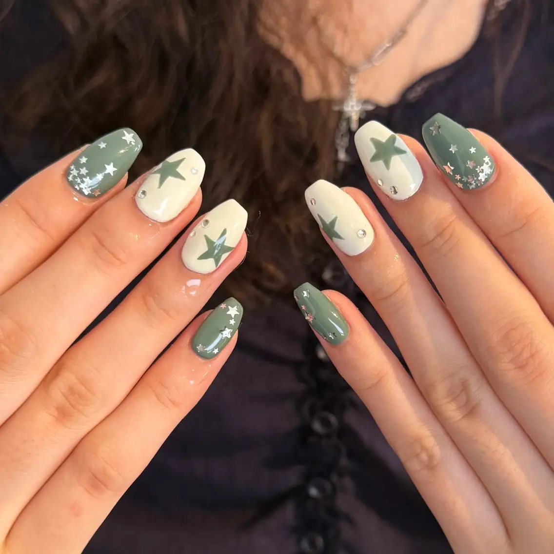 ネイル ハンドネイル suzu 🍀のネイルデザイン