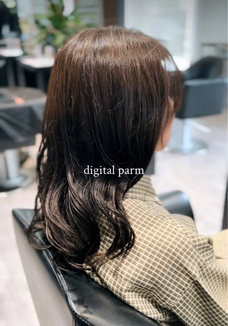 パーマ デジタルパーマ 亀井 慎太郎のヘアスタイル