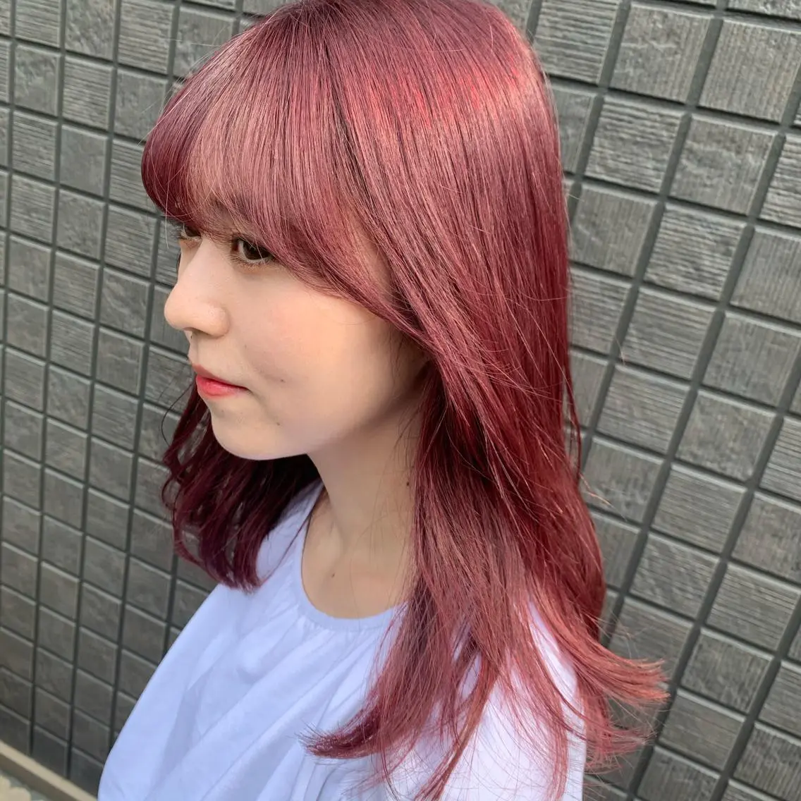 セミロング カラー ブリーチ パープルカラー カット ヘアカラー トリートメント hubhair レイヤー/透明感のヘアスタイル