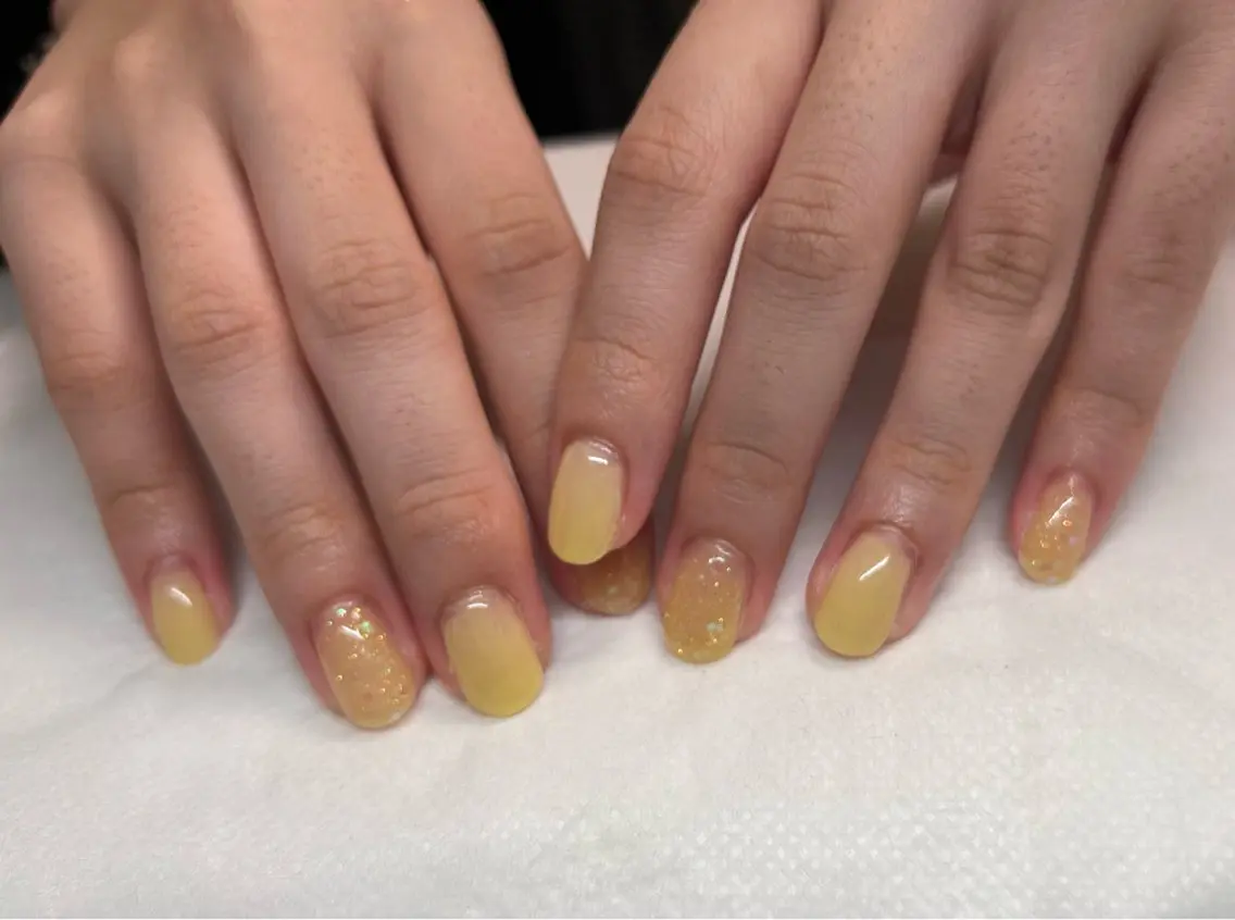 ネイル 黄色 Bell Nailのネイルデザイン