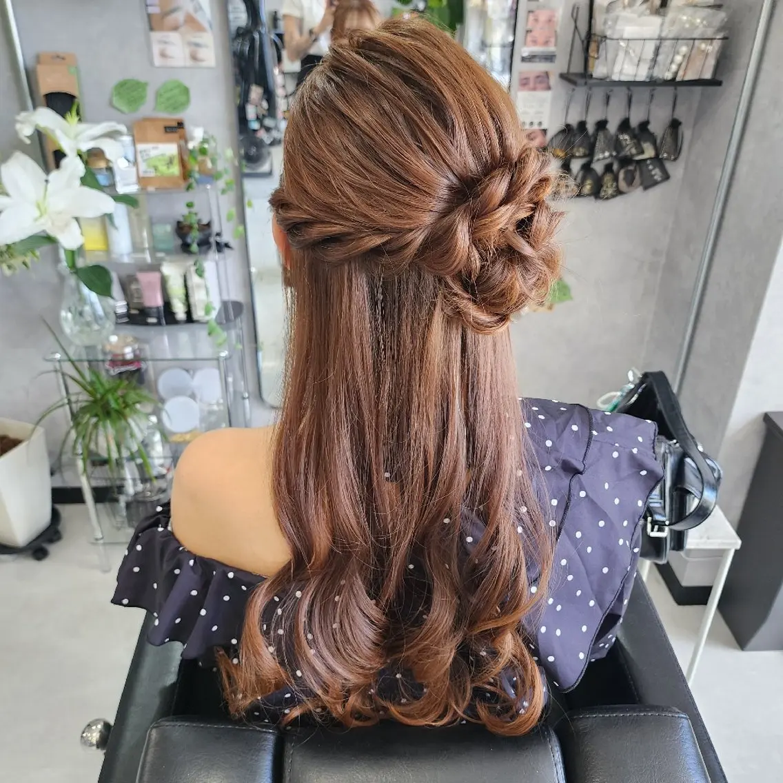ヘアアレンジ 成人式 卒業式のヘアスタイル ESTELA... OHARA のヘアスタイル