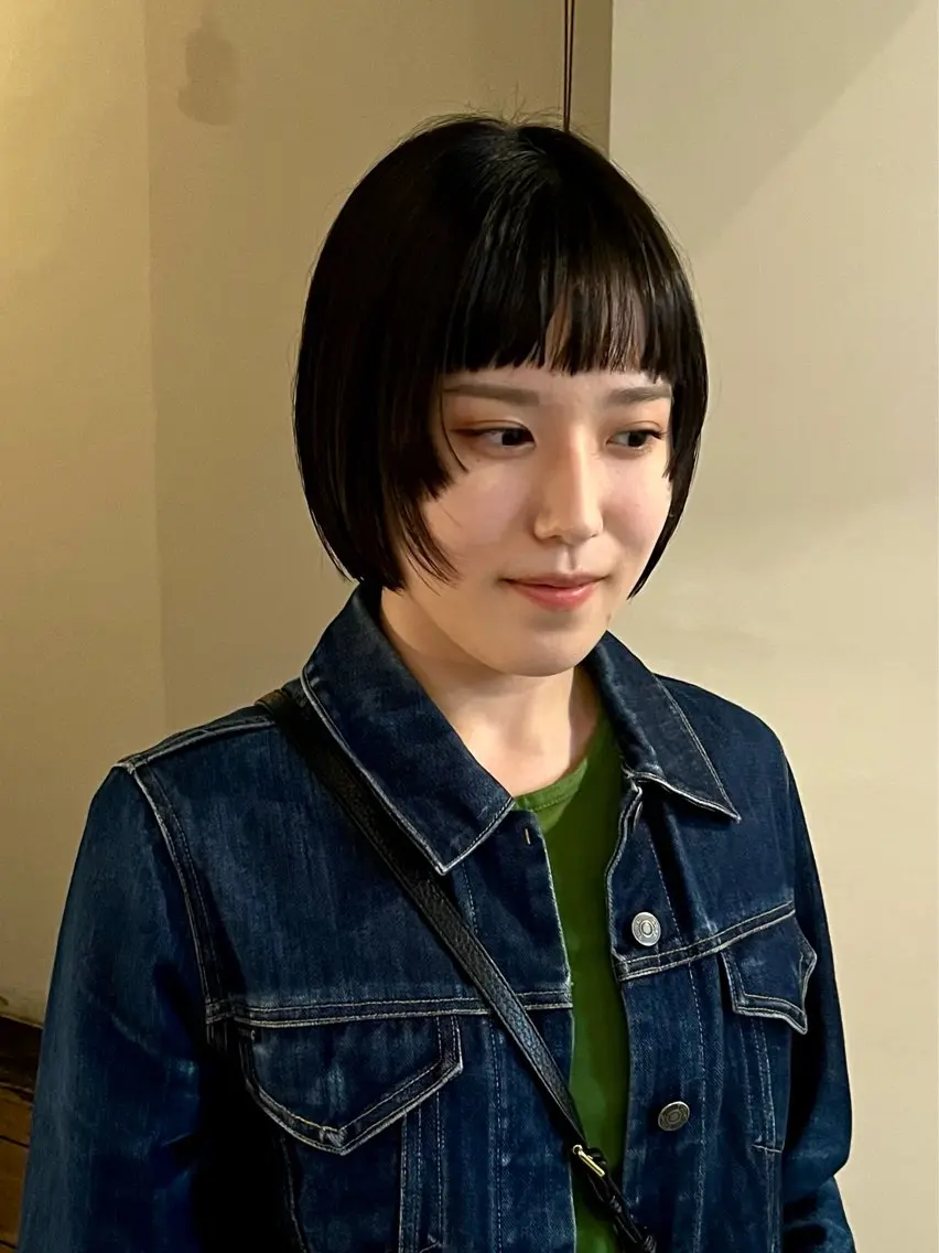 ショート ボブ レイヤーカット 酸性ストレート カット 縮毛矯正 room3小出 奈央子のヘアスタイル