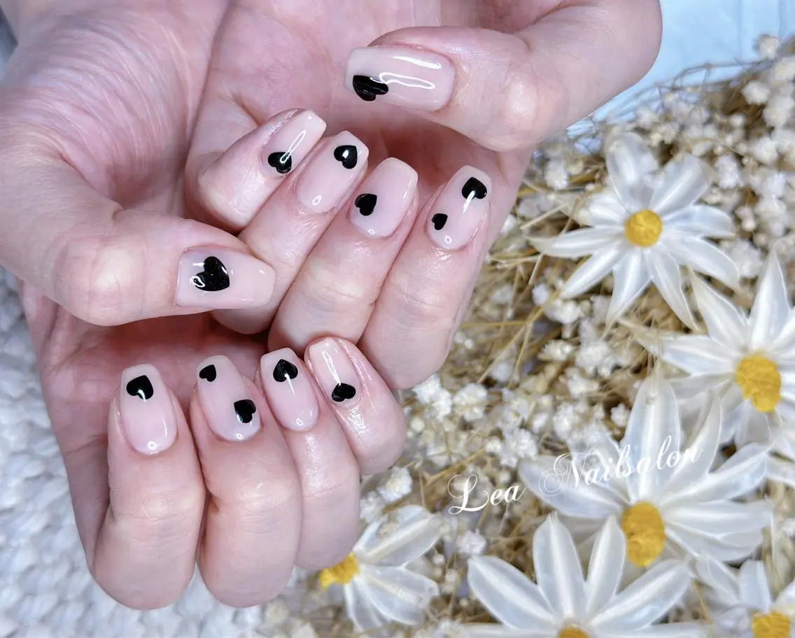 ミディアム カラー ネイル Le’a NailSalonのネイルデザイン