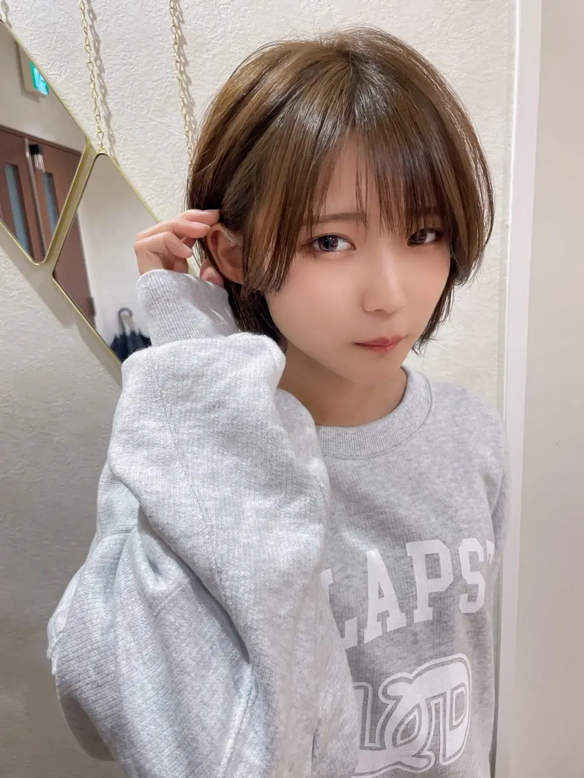 ミディアム ヘアカラー トリートメント Aster 店長 れおんのヘアスタイル