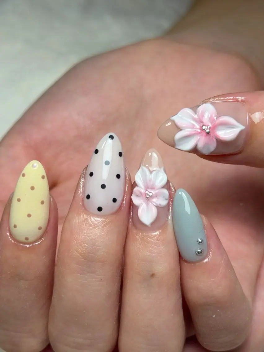 ネイル ハンドネイル dimples yuki🎀 ꒷꒦♡のネイルデザイン
