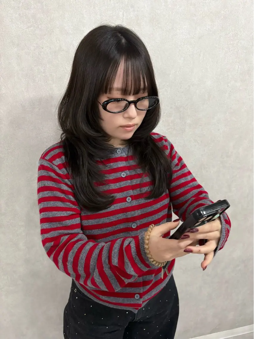 ロング カラー ハッシュカット カット ヘアカラー トリートメント 盛れる顔まわり✨🎀 レイヤー別所好葉のヘアスタイル
