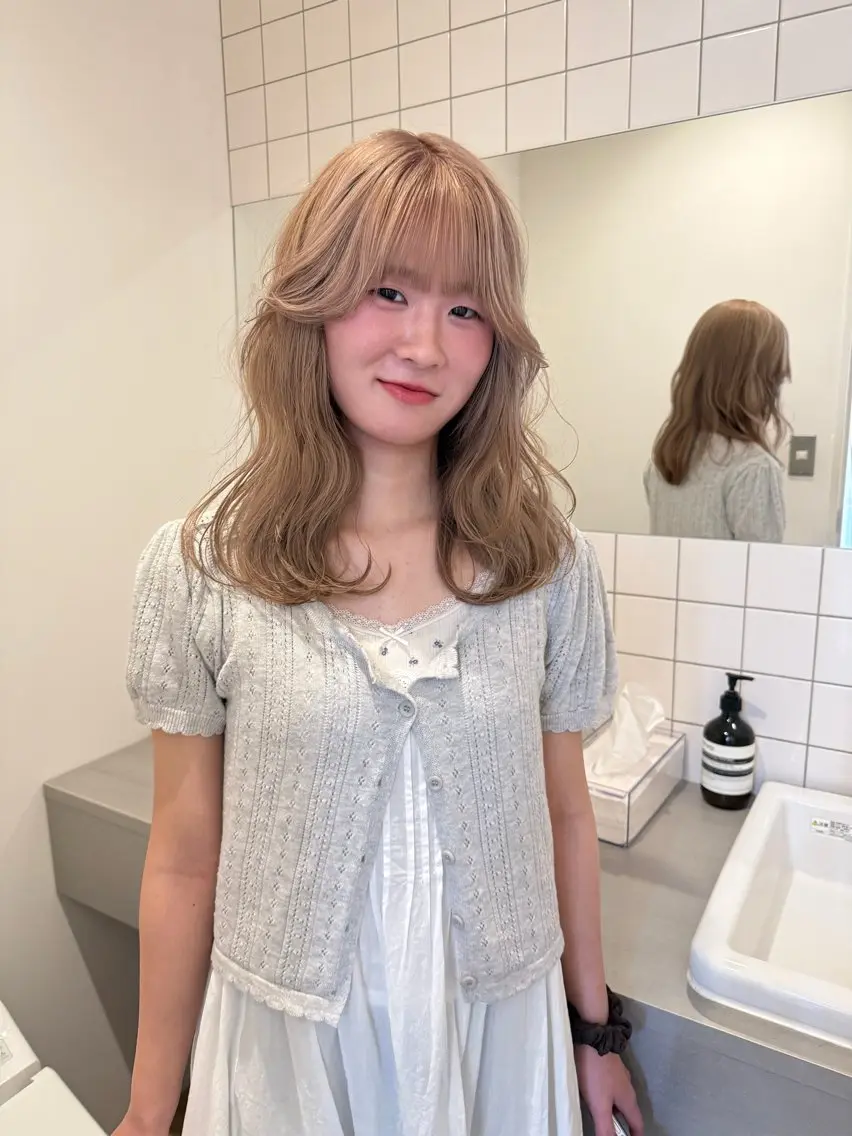 セミロング カット ヘアカラー 舟橋耀/ブリーチカラ ー/レイヤーカットのヘアスタイル