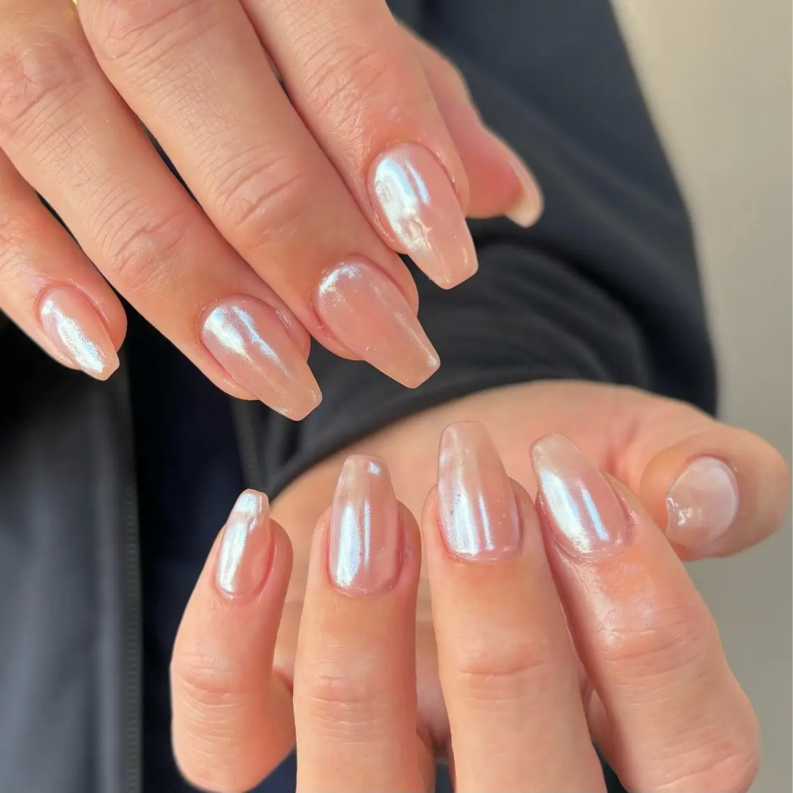 ネイル オーロラネイル ワンカラーネイル ハンドネイル Nailsalon BLOOM🌷 山崎のネイルデザイン