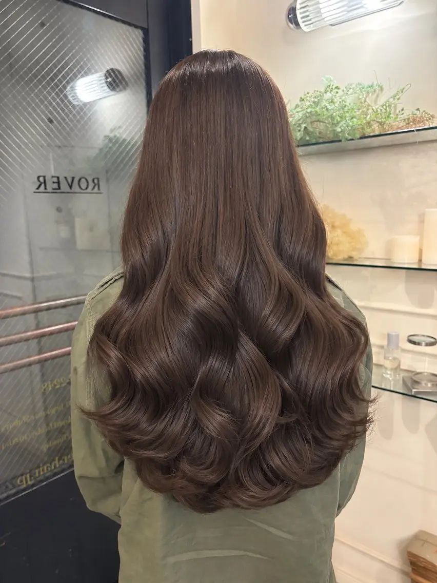 ロング カラー ヘアカラー トリートメント Konomura Neneのヘアスタイル