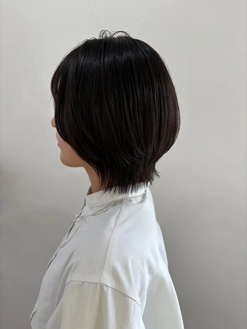 ショート ボブレイヤー ボブ レイヤーカット カット ヘアカラー 塔崎 りこのヘアスタイル