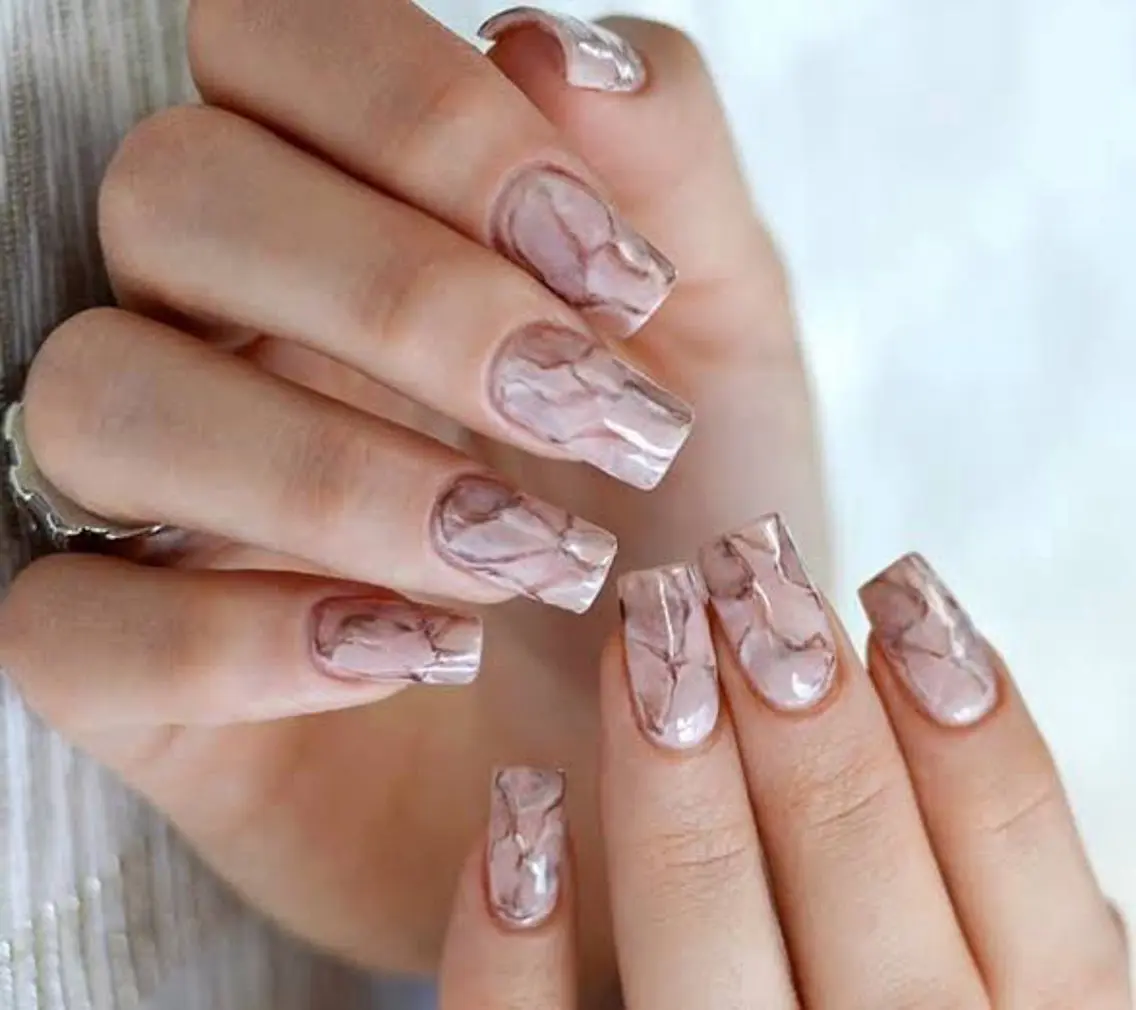 ネイル アートネイル 成人式 ジェルネイル ニュアンスネイル ネイルチップ Kora Nailのネイルデザイン