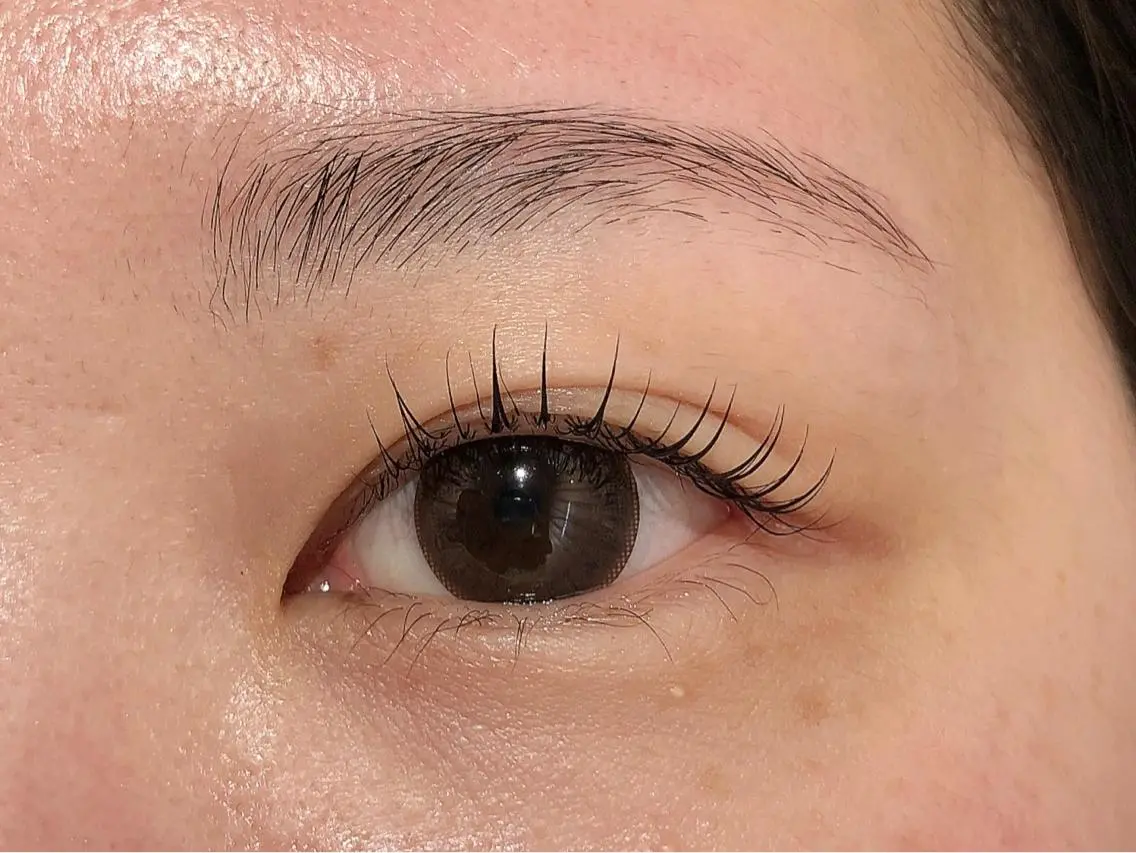 アイブロウ eyelist 松沼のマツエク・マツパデザイン