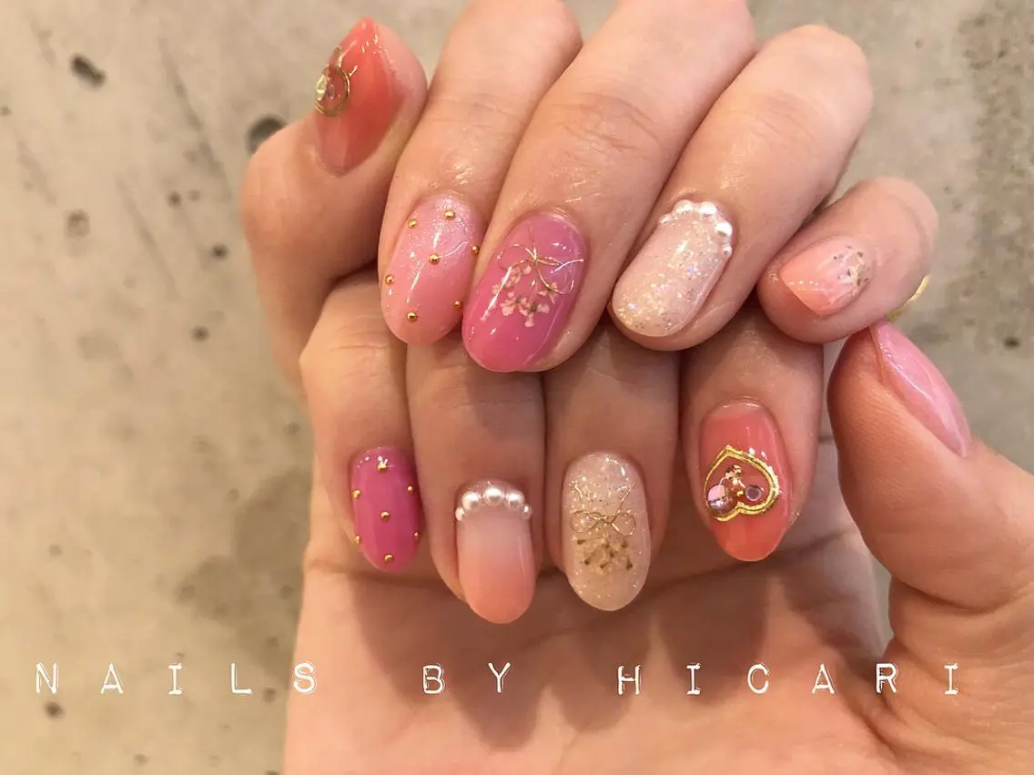 ショート ネイル マツエク・マツパ ジェルネイル ニュアンスネイル パラジェル illum hicariのネイルデザイン