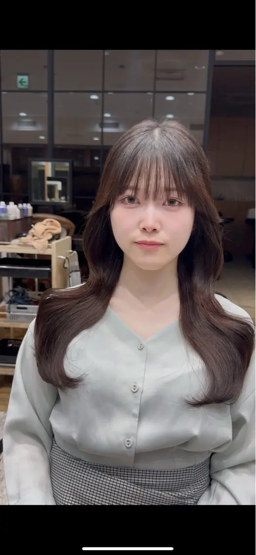 ロング カット トリートメント 銀座/レイヤー 顔周りカット溝手優太のヘアスタイル
