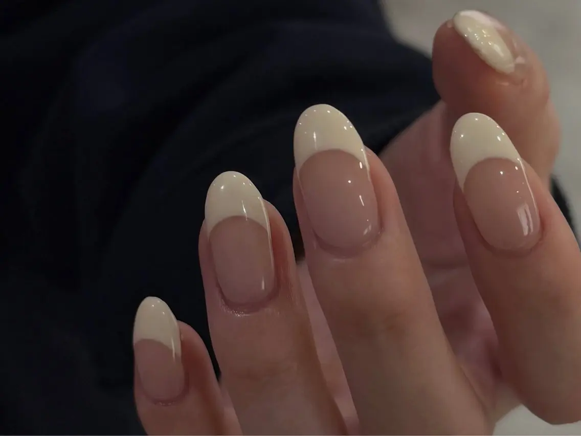Hand/French nail(オフ/長さ出し1本必須※ご予約前にメニュー説明をご確認ください)の写真