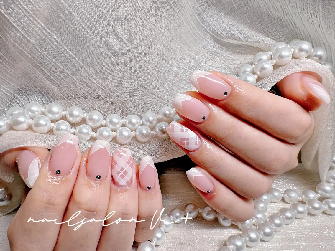ネイル ハンドネイル ✨Nailsalon Vi+✨のネイルデザイン