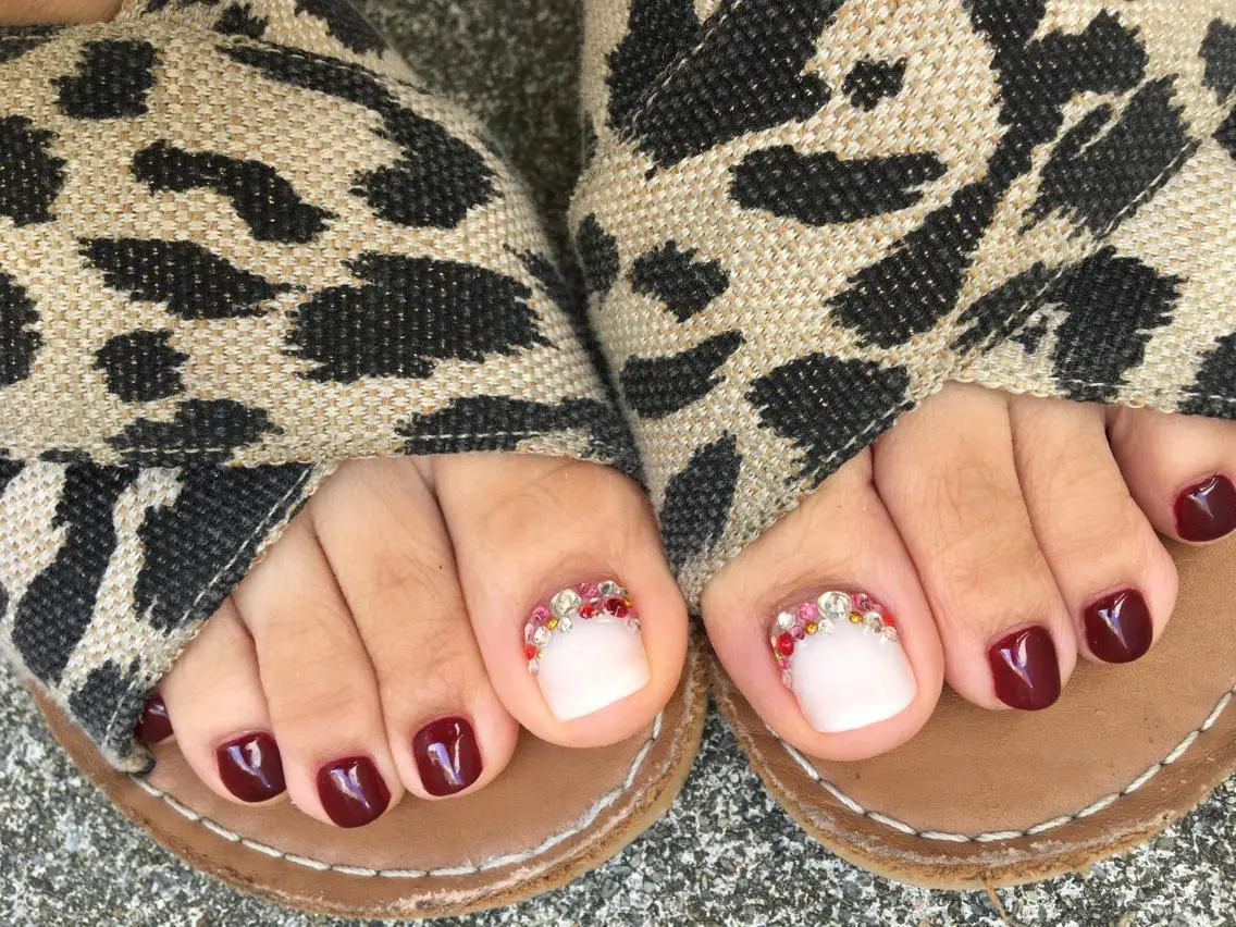 ネイル ワンカラーネイル ストーンネイル nails' it...のネイルデザイン