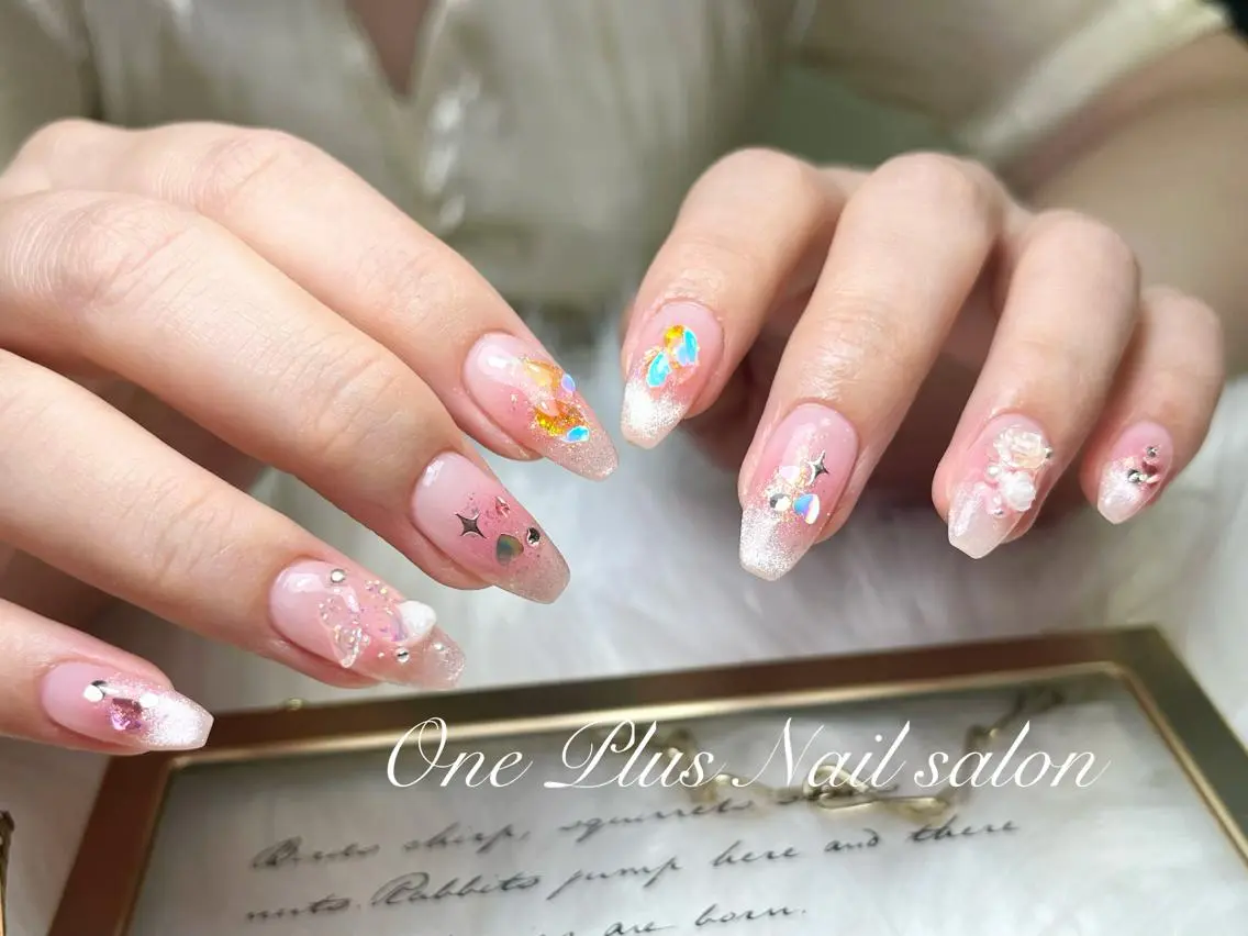ネイル One Plus Nail Salonのネイルデザイン