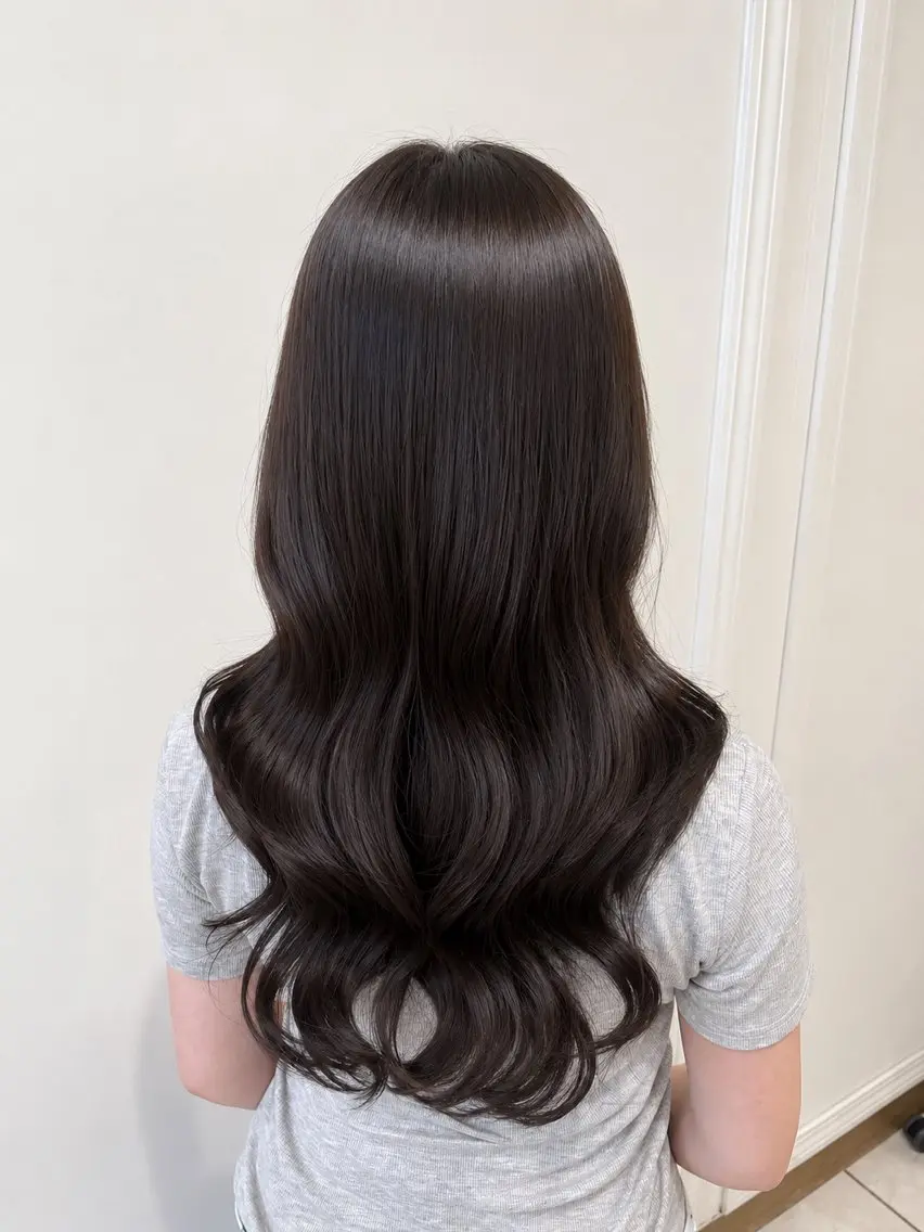 ロング 西村 藍伽のヘアスタイル