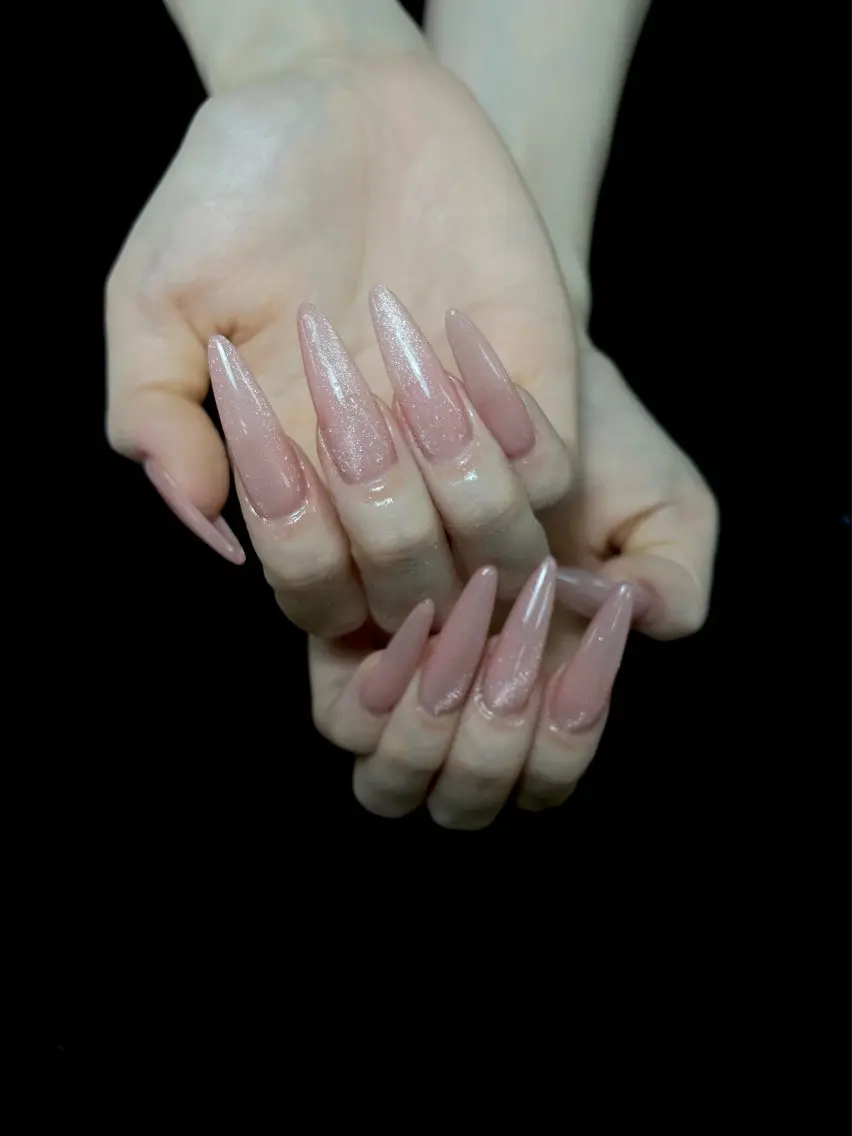 ネイル ハンドネイル ongles chicのネイルデザイン