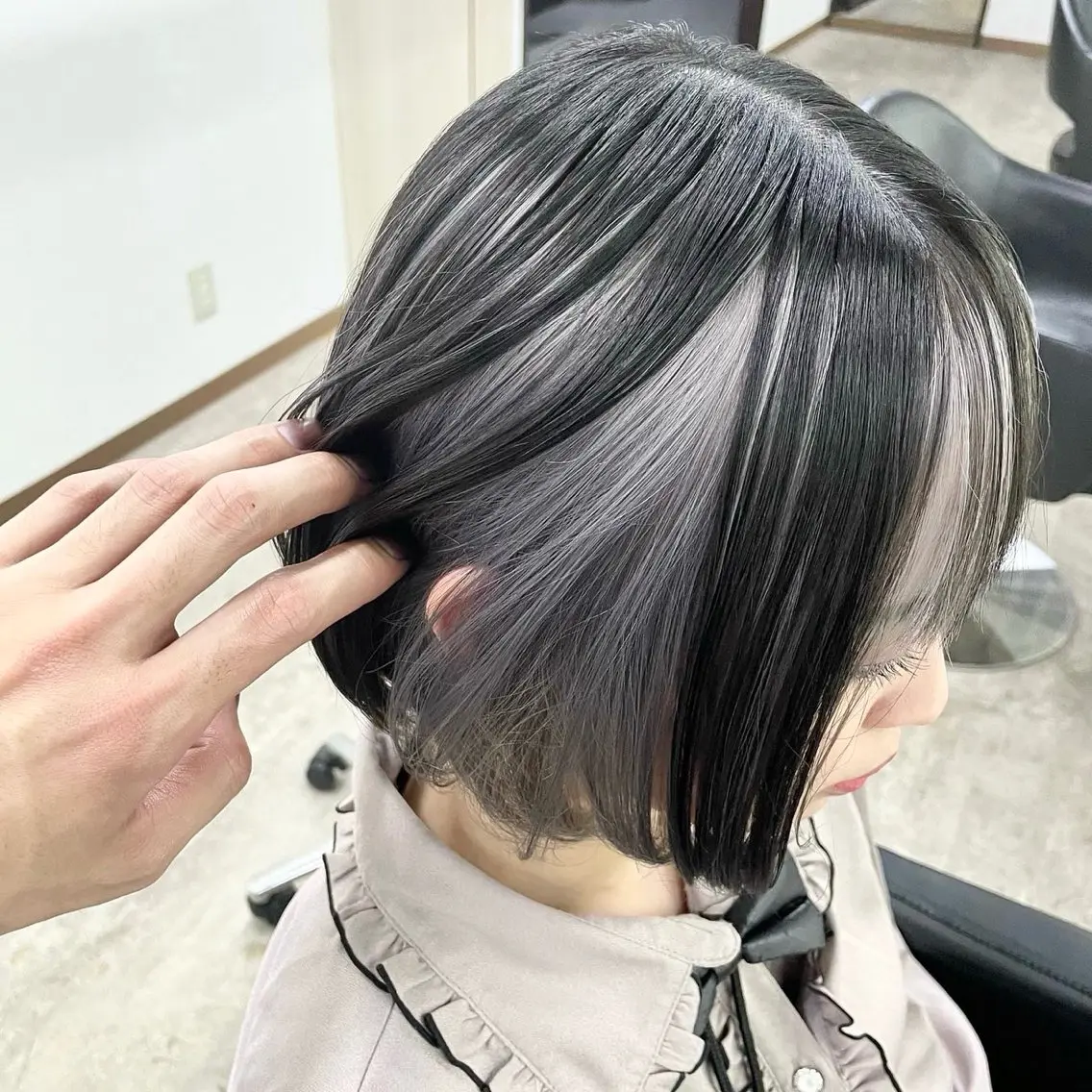 ショート カラー カット ヘアカラー ゲーマー美容師 KENTOのヘアスタイル
