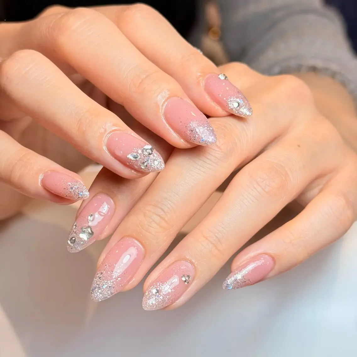 ネイル アートネイル チークネイル フレンチネイル グラデーション キラキラネイル ハンドネイル Risa_ Nailのネイルデザイン