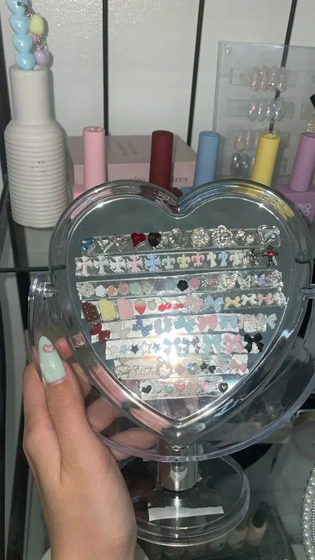ネイル Moon nail salonのネイルデザイン