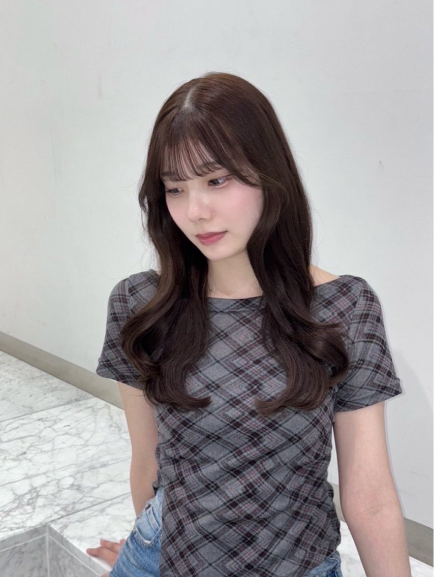 ロング くびれヘア 透明感カラー/ wakaのヘアスタイル