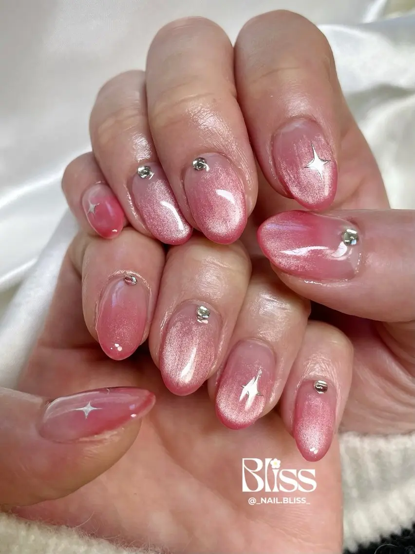 ネイル 氷ネイル・うるうるネイル マグネットネイル ハンドネイル NAIL BLISSのネイルデザイン