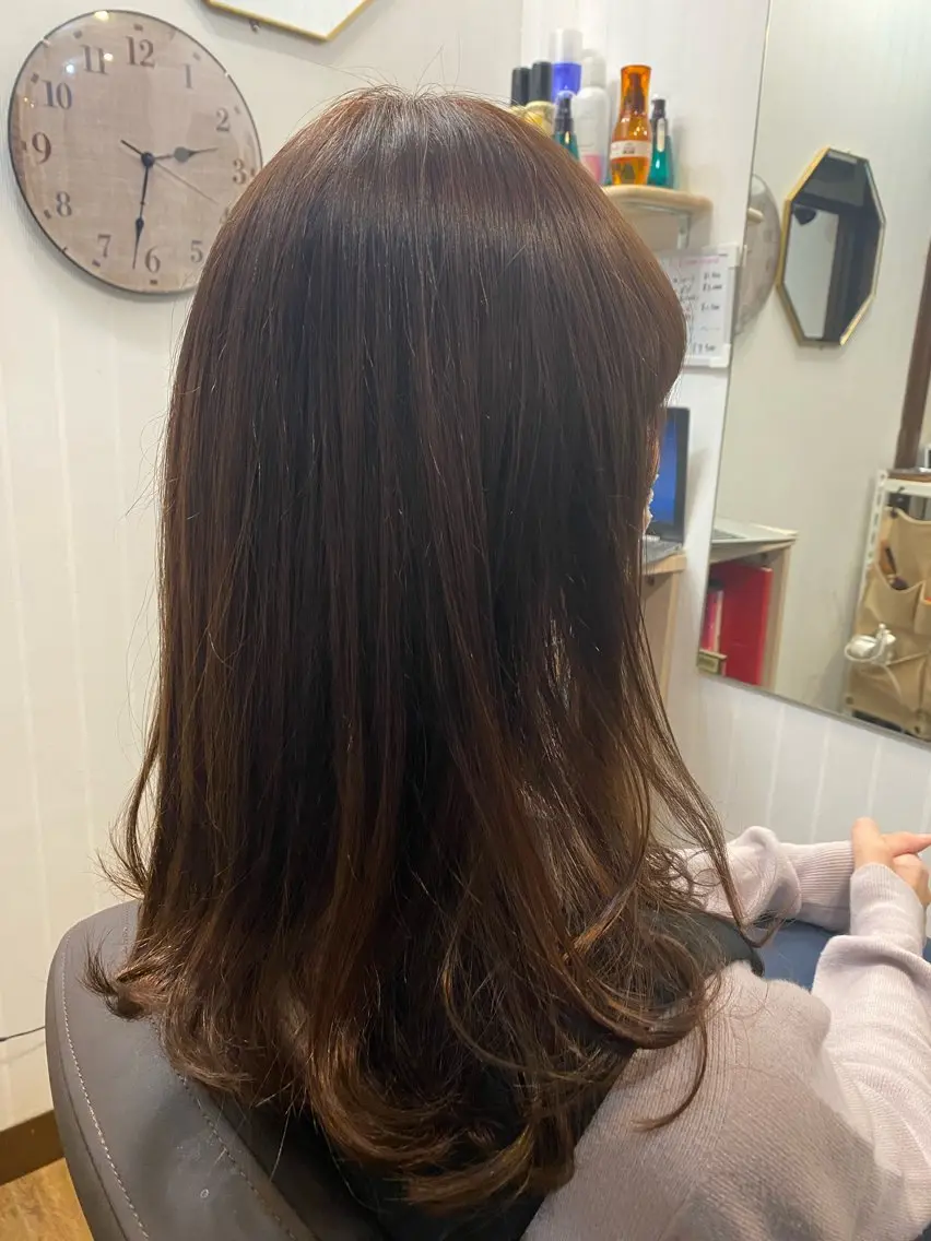 セミロング カラー 河内山本駅近く エム ウォークのヘアスタイル
