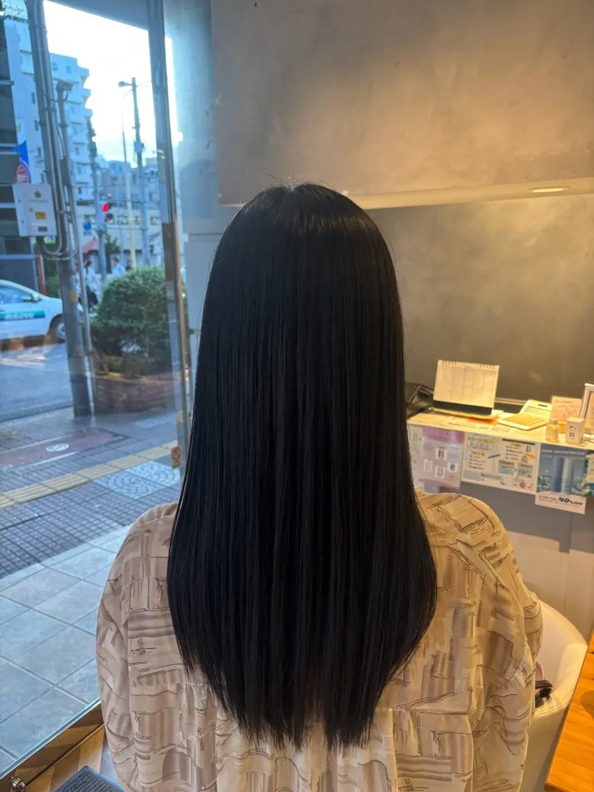 ロング カット 田中 胡桃のヘアスタイル