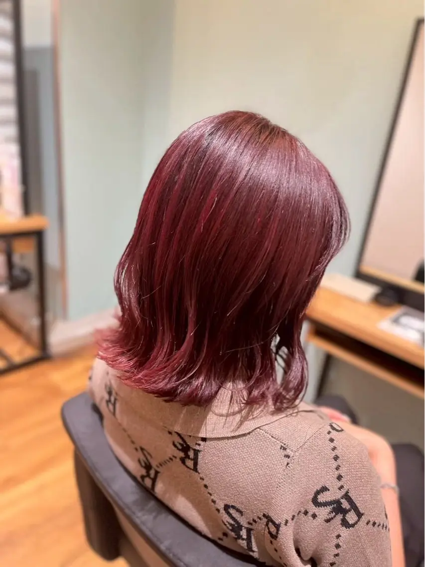 ミディアム ヘアカラー ブリーチ・カットモデ ル募集中🫧高口小春のヘアスタイル