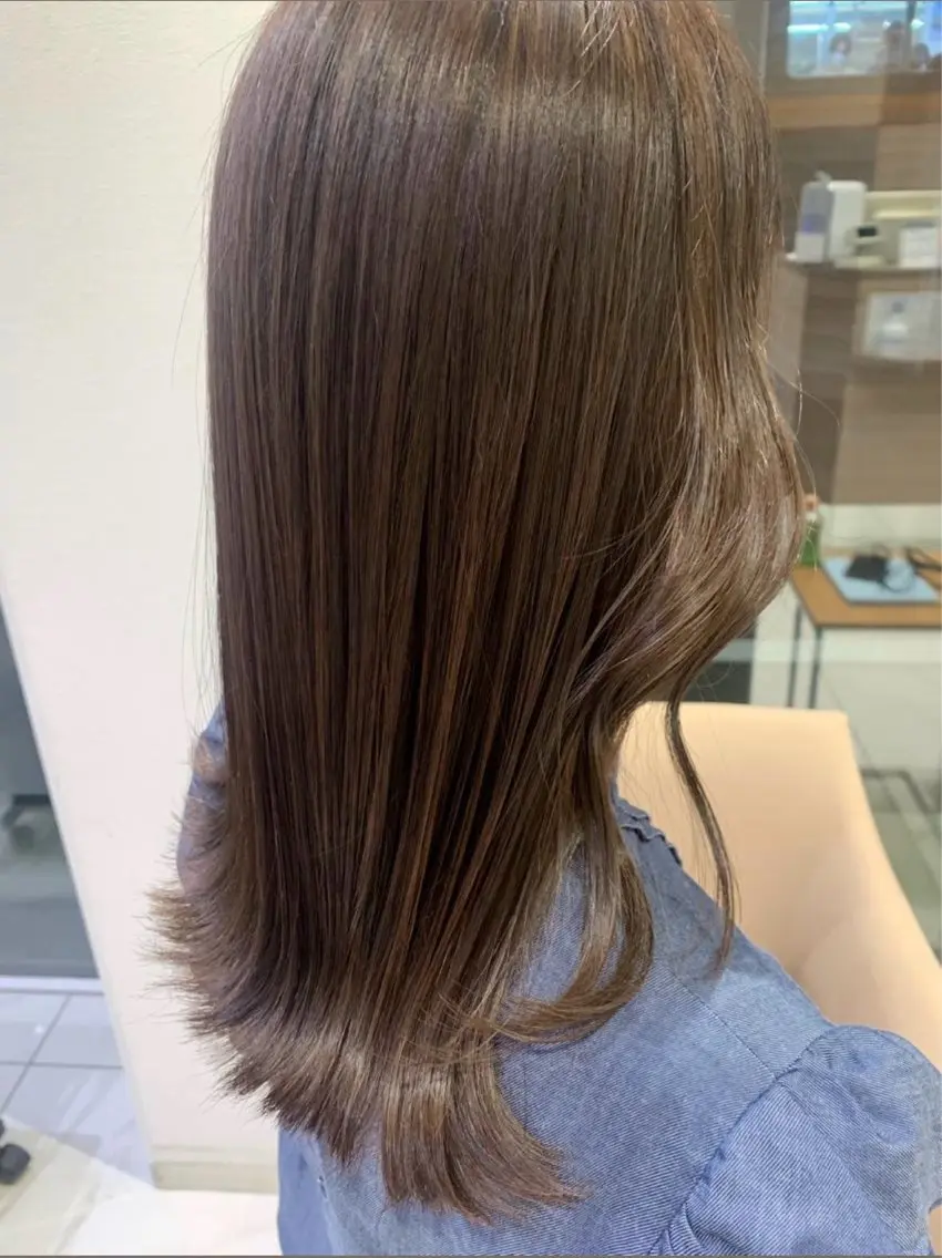 セミロング 山田 悠朱里のヘアスタイル