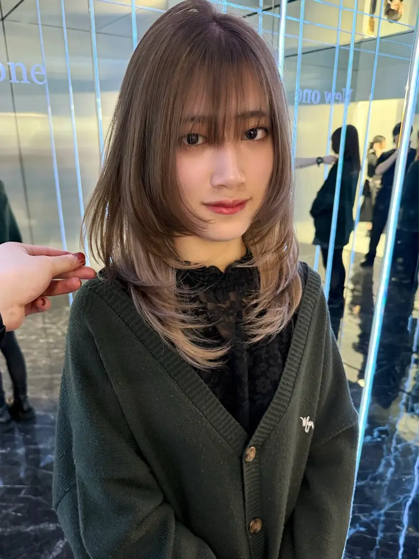 セミロング 🐺立川のウルフ屋 さん🐺おかみ🐺のヘアスタイル