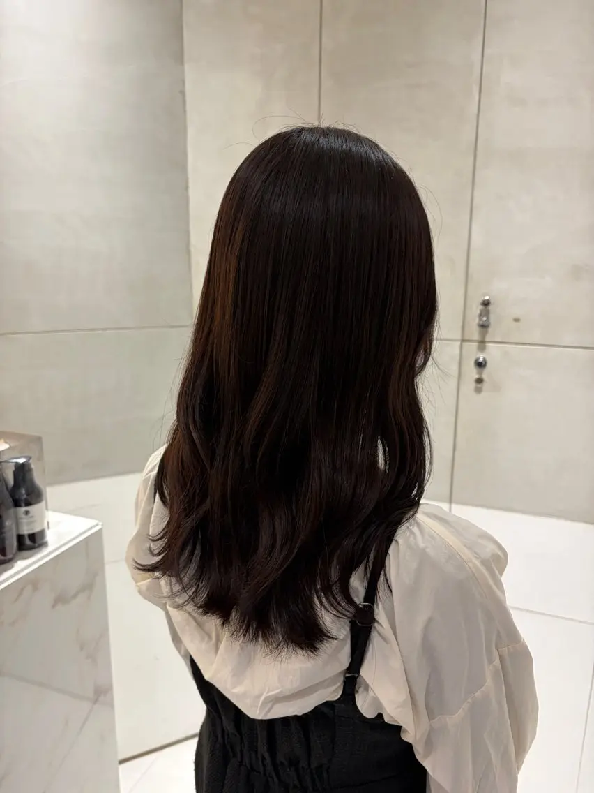 ミディアム カラー 艶カラー🫧 🩵ちとせ🩵のヘアスタイル