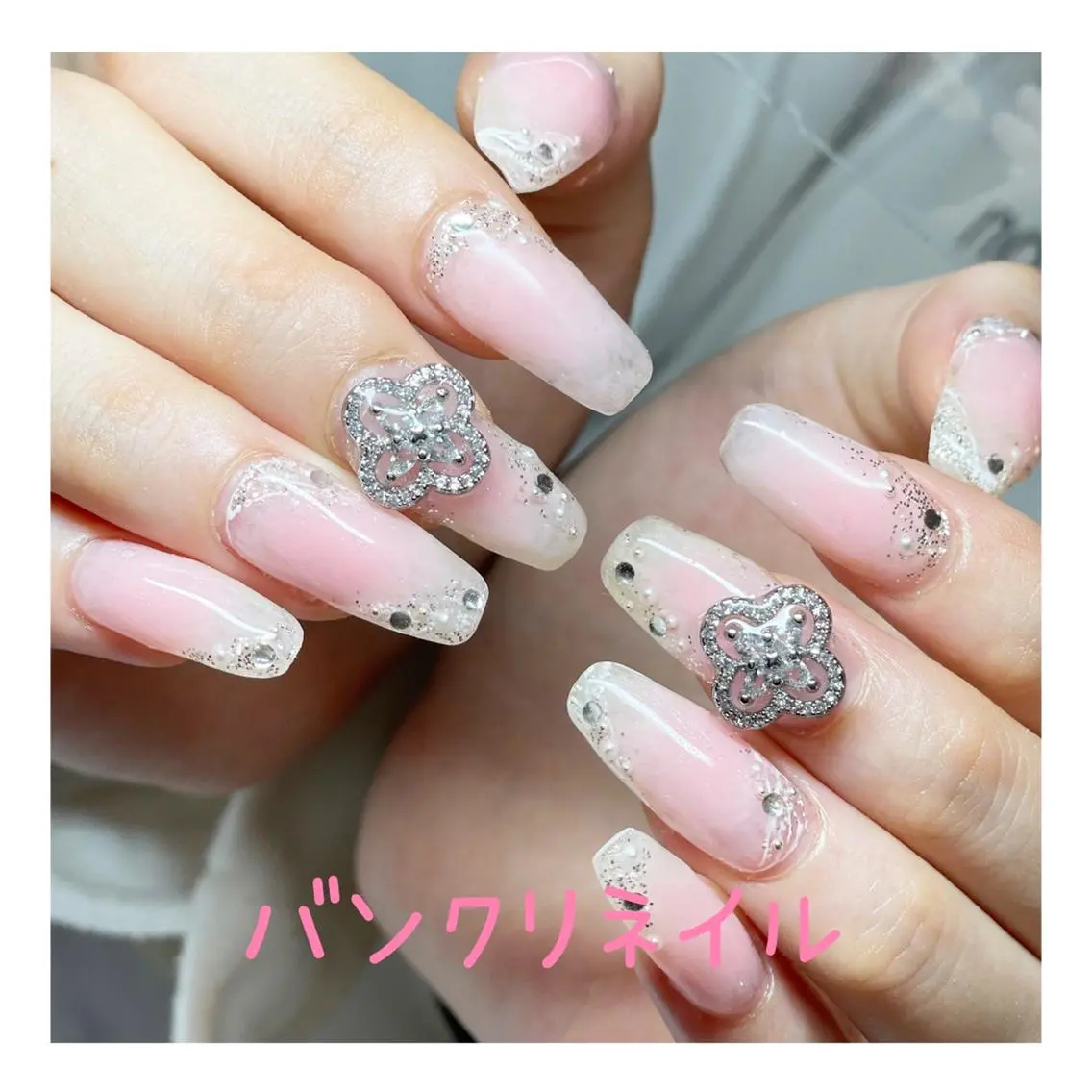 ネイル ジェルネイル ハンドネイル LaLa Peach 福岡のマツエク・マツパデザイン