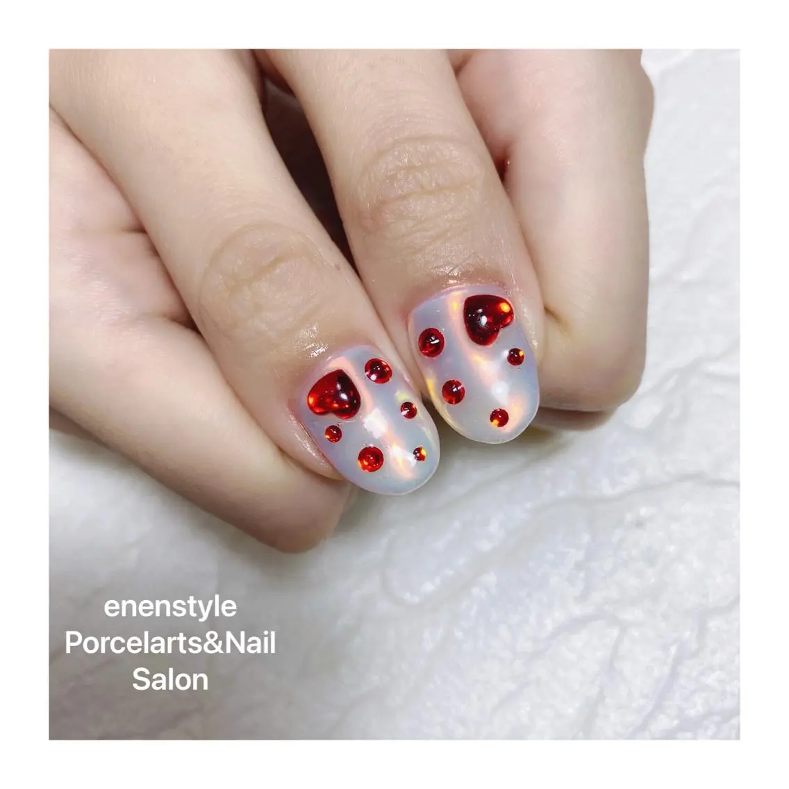 ミディアム ネイル ハンドネイル 🐾enen style 🐾のネイルデザイン