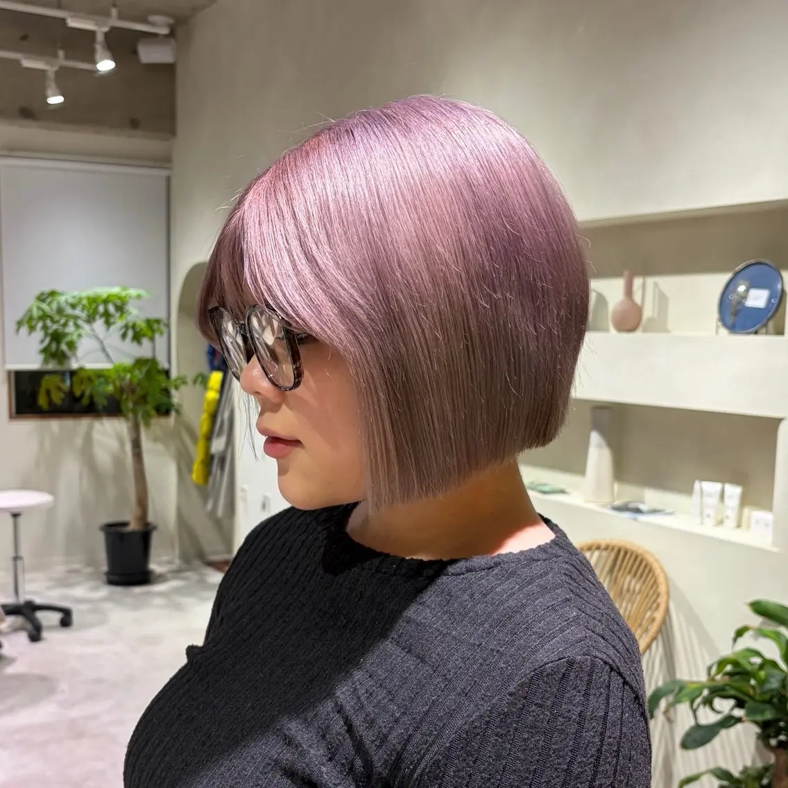 ショート カラー ヘアカラー ハイトーン 🦋🎶LENのヘアスタイル