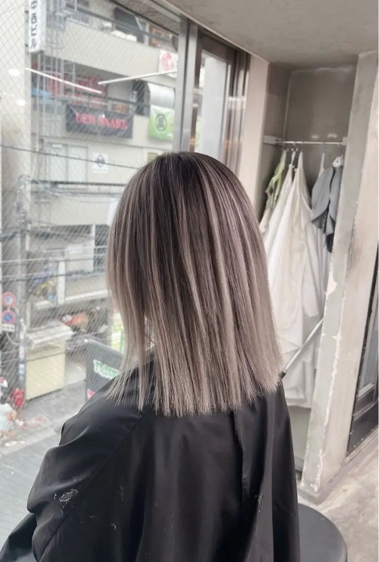 ミディアム カラー バレイヤージュ レイヤーカット 指名数No.1 /NAOYAのヘアスタイル