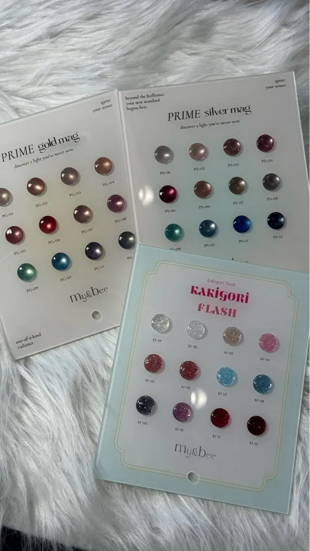 ネイル LAVISH 大和店 emi･:*+のネイルデザイン