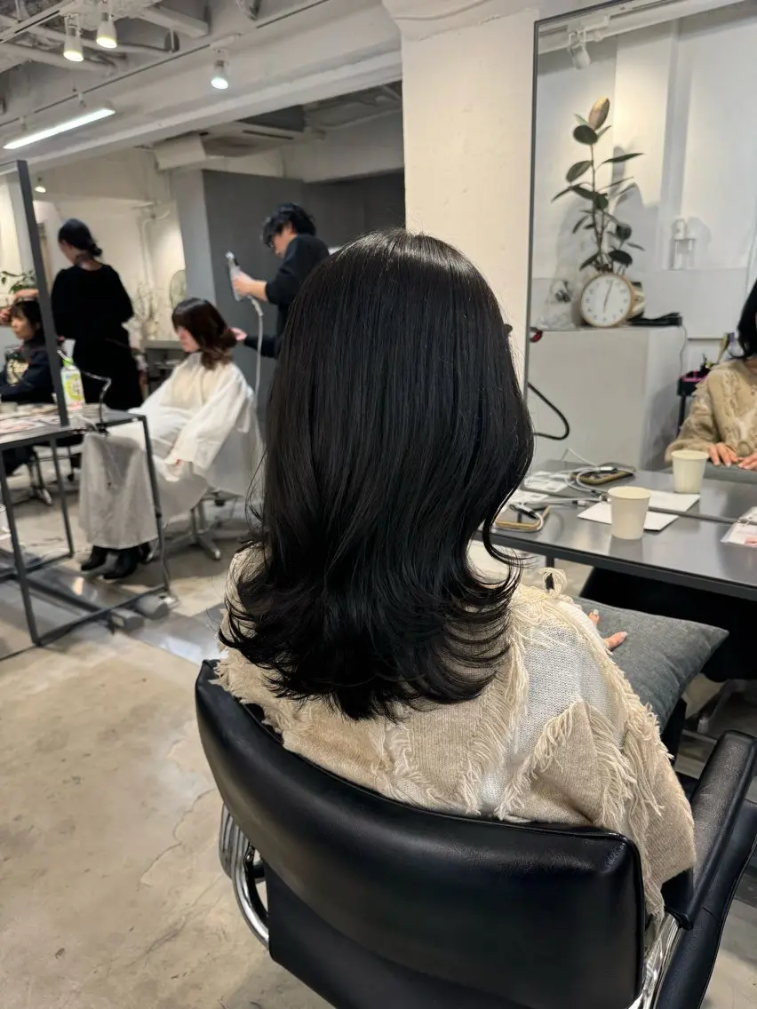 セミロング カット ヘアセット 新宿/顔周りカット +レイヤー=しずく♩のヘアスタイル