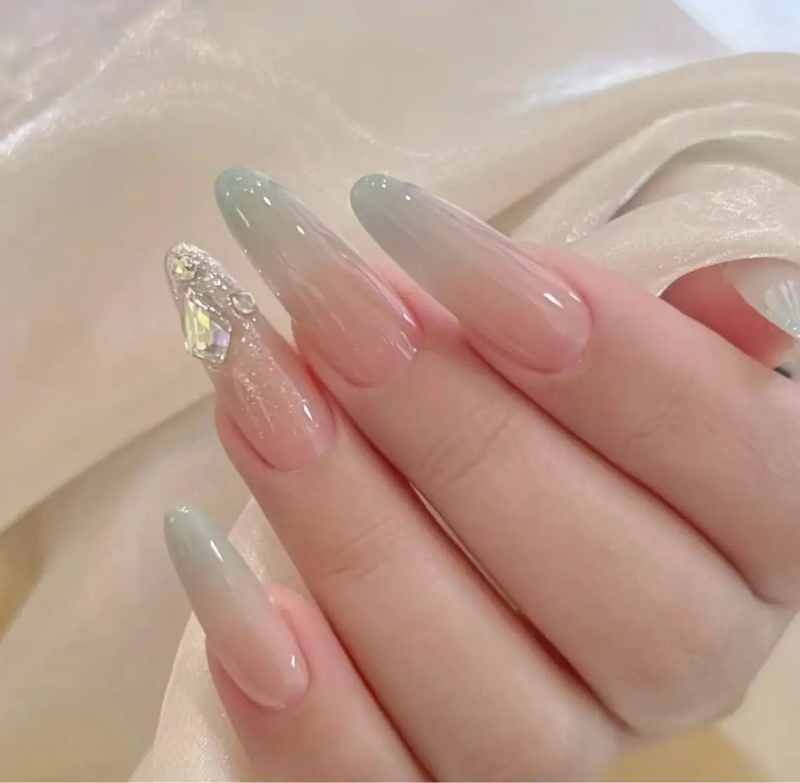 ネイル ハンドネイル D-BEAUTY Nailsalonのネイルデザイン
