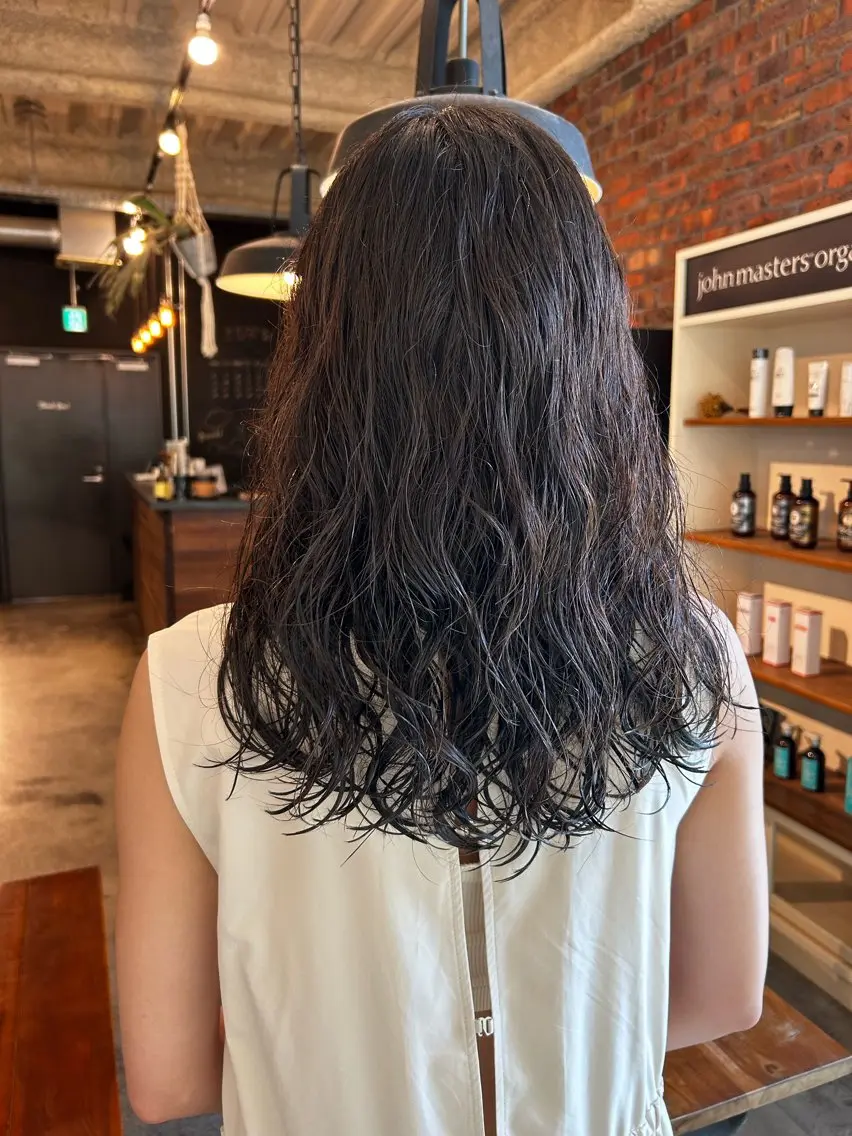 ミディアム パーマ カット パーマ the BRIDGE 加藤みのりのヘアスタイル