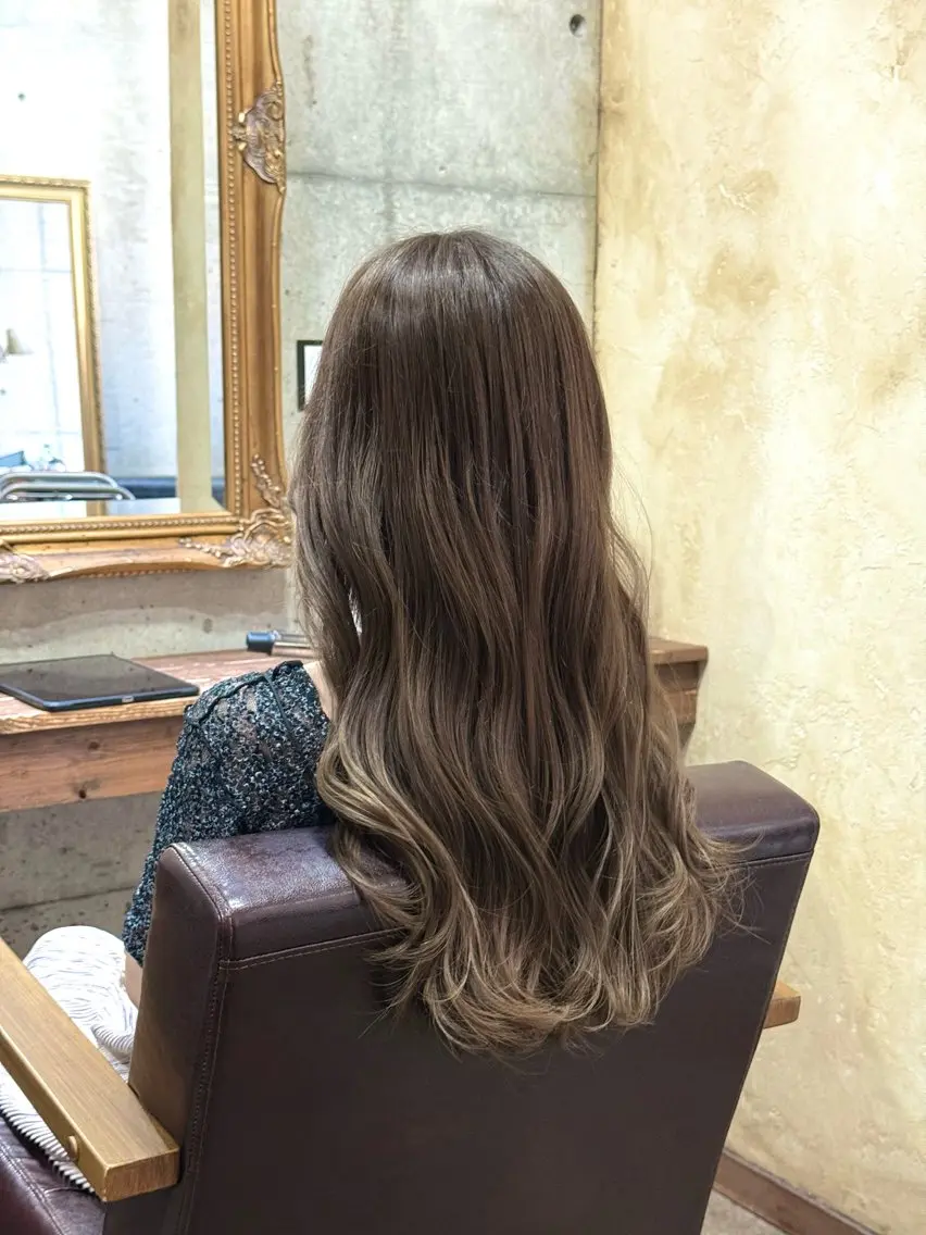 セミロング カット ヘアカラー トリートメント ✂︎cadre✂︎ 🪶かまだれいし🪶のヘアスタイル