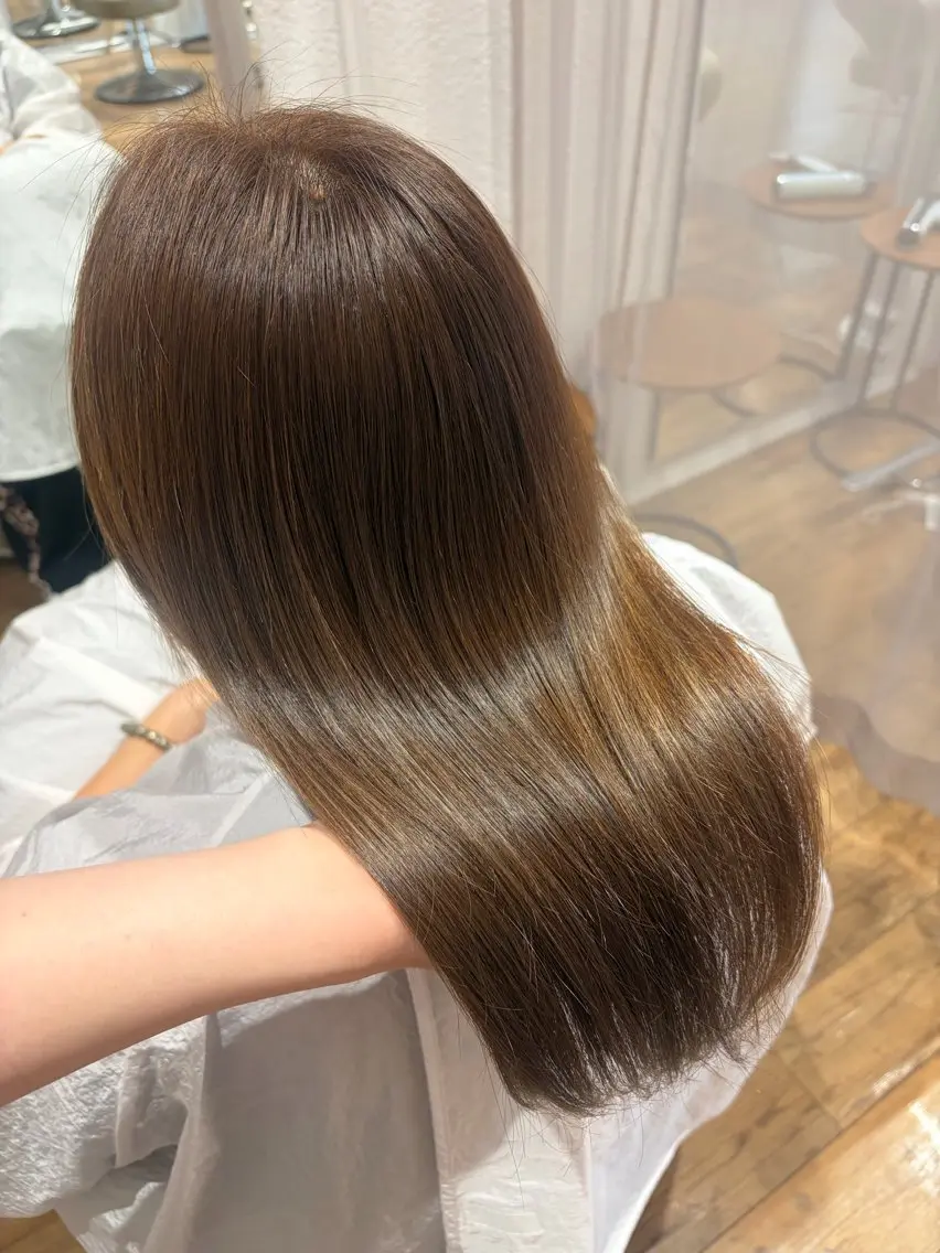 セミロング ヘアカラー ponterosso はなのヘアスタイル