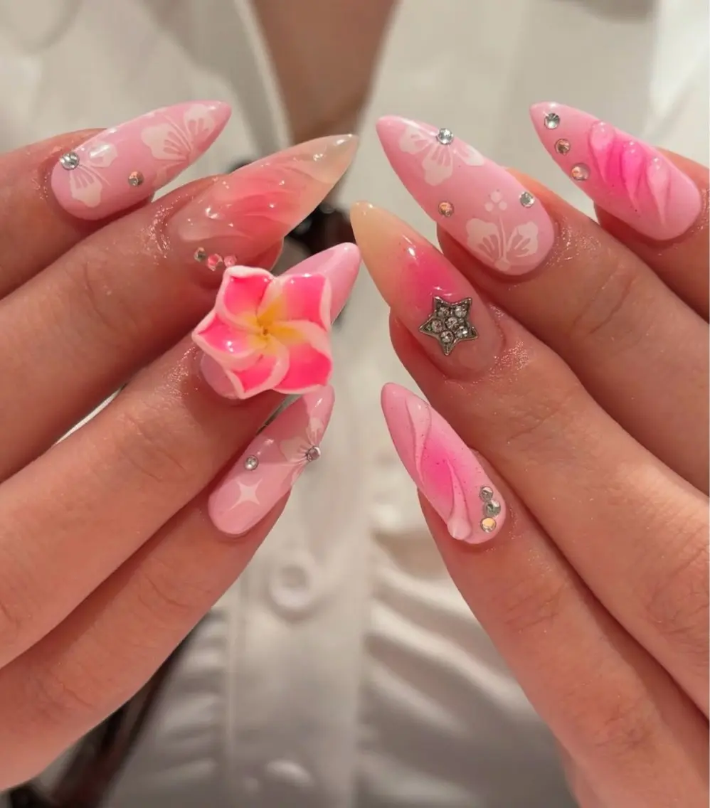 ネイル ハンドネイル BERA NAILSのネイルデザイン