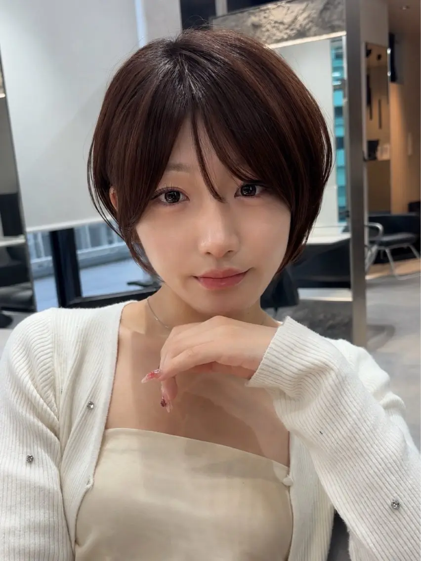 ショート カラー カット ヘアカラー トリートメント Lond Bloom 天神ショート/ボブのヘアスタイル