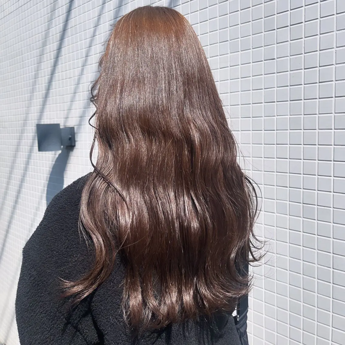ロング カラー アッシュ ベージュカラー ブラウンカラー ブラウンベージュ 透明感カラー ヘアカラー トリートメント ヘッドスパ ヘアセット カジュアルを女っぽく 𝗮𝘆𝗮𝗰𝗼のヘアスタイル